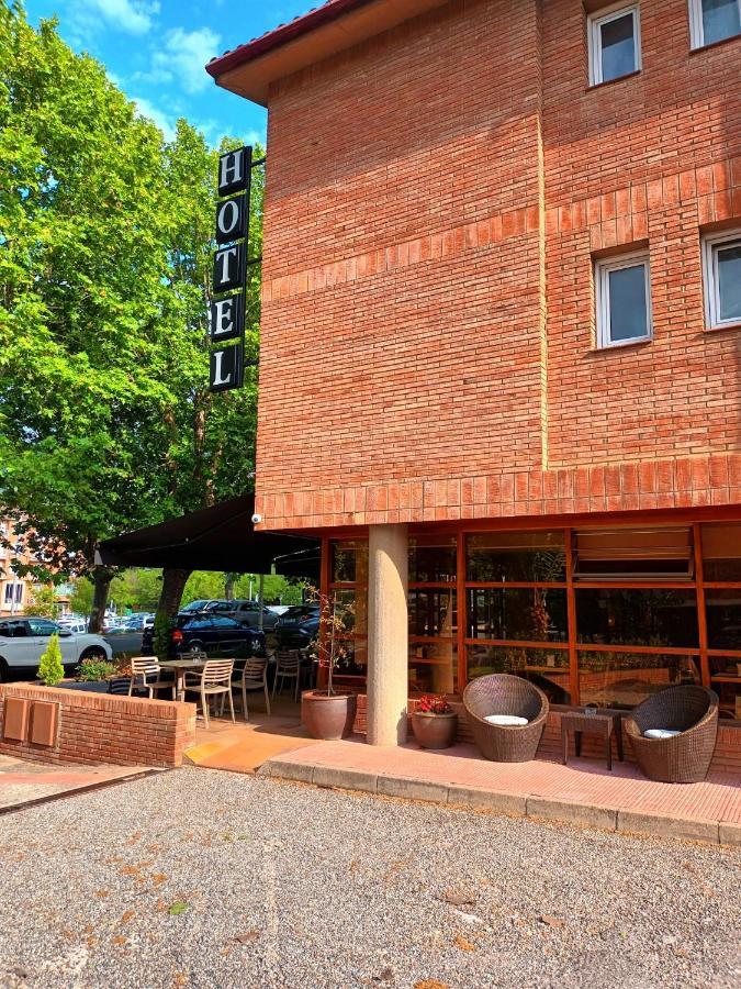Hotel Estel Berga Exterior foto